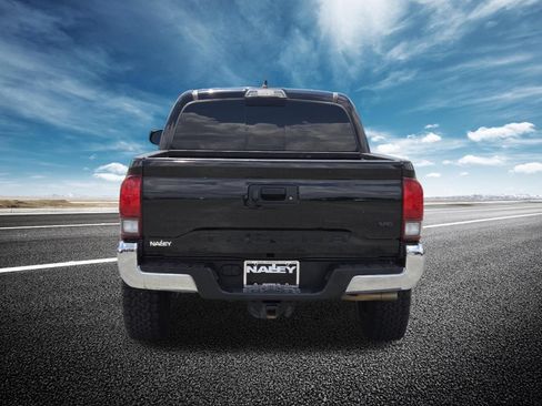 Used 2019 Toyota Tacoma SR5 RWD image 11