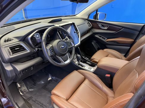 Used 2023 Subaru Ascent Touring AWD/4WD image 12