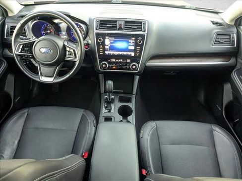 Used 2018 Subaru Outback 3.6R Limited image 18