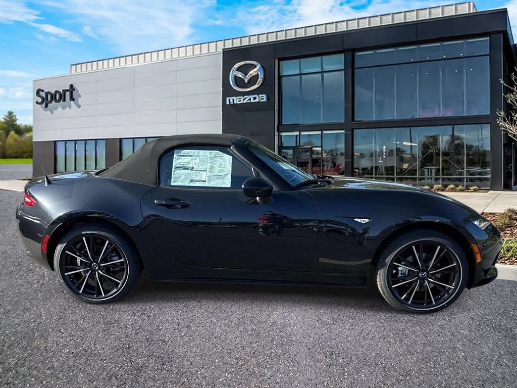 New 2026 MAZDA MX-5 Miata Grand Touring RWD image 2