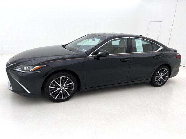 Used 2025 Lexus ES 350 w/ Premium Package FWD image 5