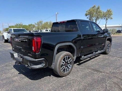 Used 2025 GMC Sierra 1500 AT4 w/ Technology Package AWD/4WD image 6