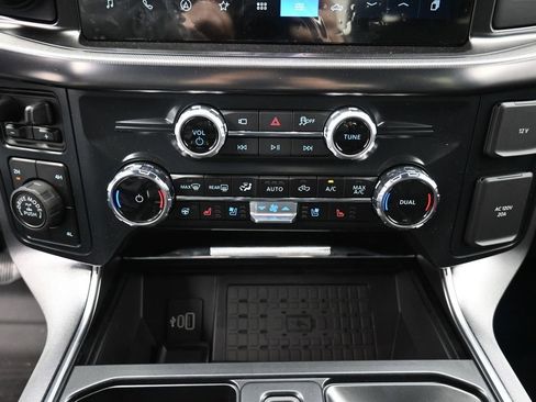 New 2025 Ford F150 Platinum w/ Equipment Group 702A High image 9