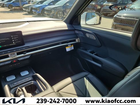 New 2027 Kia Telluride EX w/ Towing Package FWD image 18