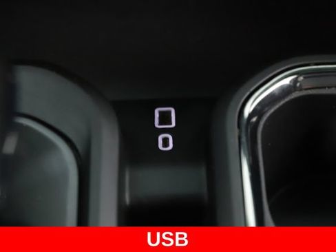 Used 2024 GMC Sierra 1500 AT4 w/ Technology Package AWD/4WD image 27
