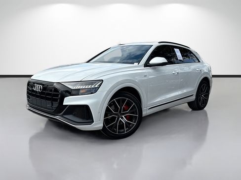 Used 2022 Audi Q8 Premium Plus image 1