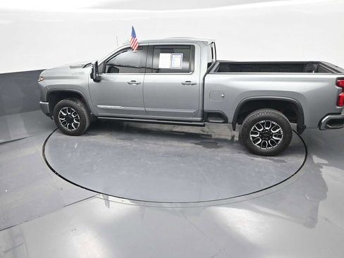 Used 2024 Chevrolet Silverado 2500 High Country w/ High Country Premium Package AWD/4WD image 33