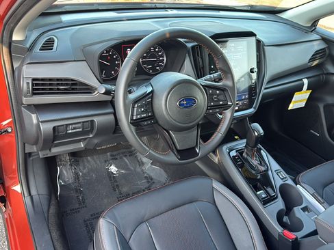 Certified 2025 Subaru Crosstrek 2.5i Limited w/ Popular Package #4A AWD/4WD image 10