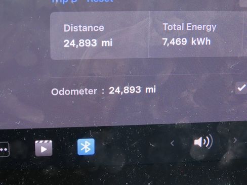 Used 2024 Tesla Model Y Long Range image 20