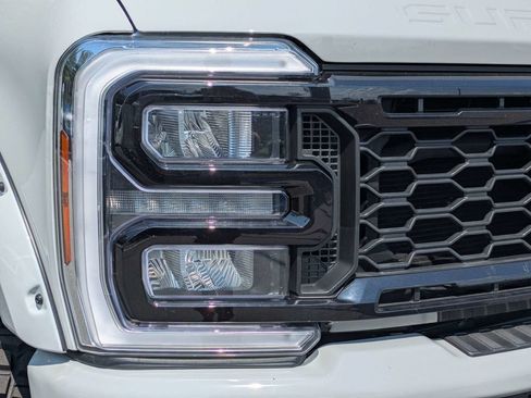 New 2026 Ford F250 XLT w/ XLT Premium Package AWD/4WD image 10