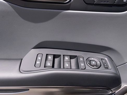 New 2026 Kia EV9 Wind image 13