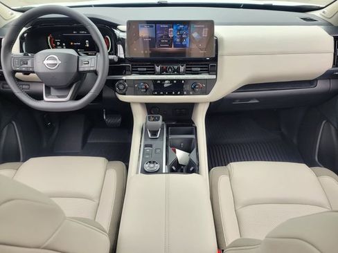 New 2026 Nissan Pathfinder SL AWD/4WD image 10