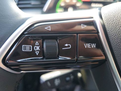 Certified 2023 Audi e-tron Premium Plus w/ Premium Plus Package image 21