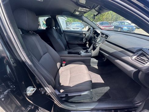 Used 2019 Honda Civic Sport image 14