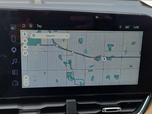 Used 2026 Chevrolet Equinox ACTIV w/ Safety and Technology Package AWD/4WD image 9