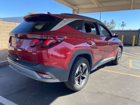 Used 2025 Hyundai Tucson SEL AWD/4WD image 3