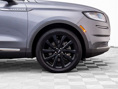 Used 2021 Lincoln Nautilus Reserve w/ Monochromatic Package image 33