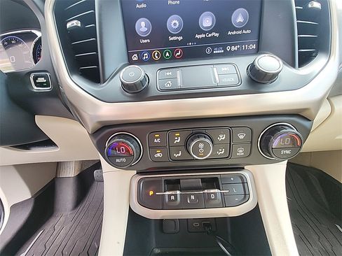 Used 2020 GMC Acadia Denali w/ Denali Ultimate Package image 23