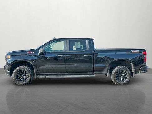 Used 2022 Chevrolet Silverado 1500 Custom Trail Boss w/ LPO, Dark Essentials Package image 4
