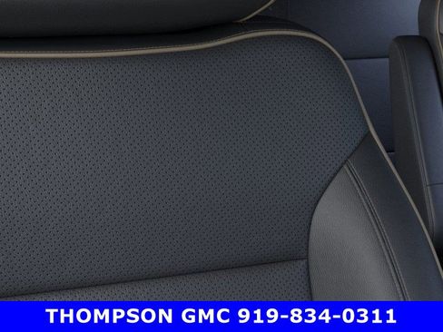 New 2026 GMC Yukon Elevation image 21