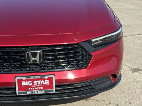 Used 2024 Honda Accord EX image 3