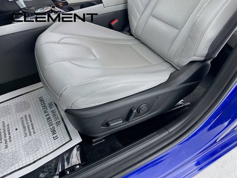 Used 2024 Hyundai Elantra Limited FWD image 30