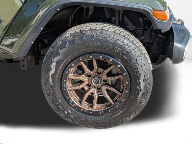 Used 2023 Jeep Gladiator Sport AWD/4WD image 11