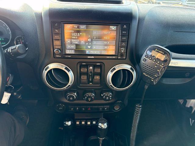 Used 2016 Jeep Wrangler Unlimited Sahara w/ Max Tow Package AWD/4WD image 10