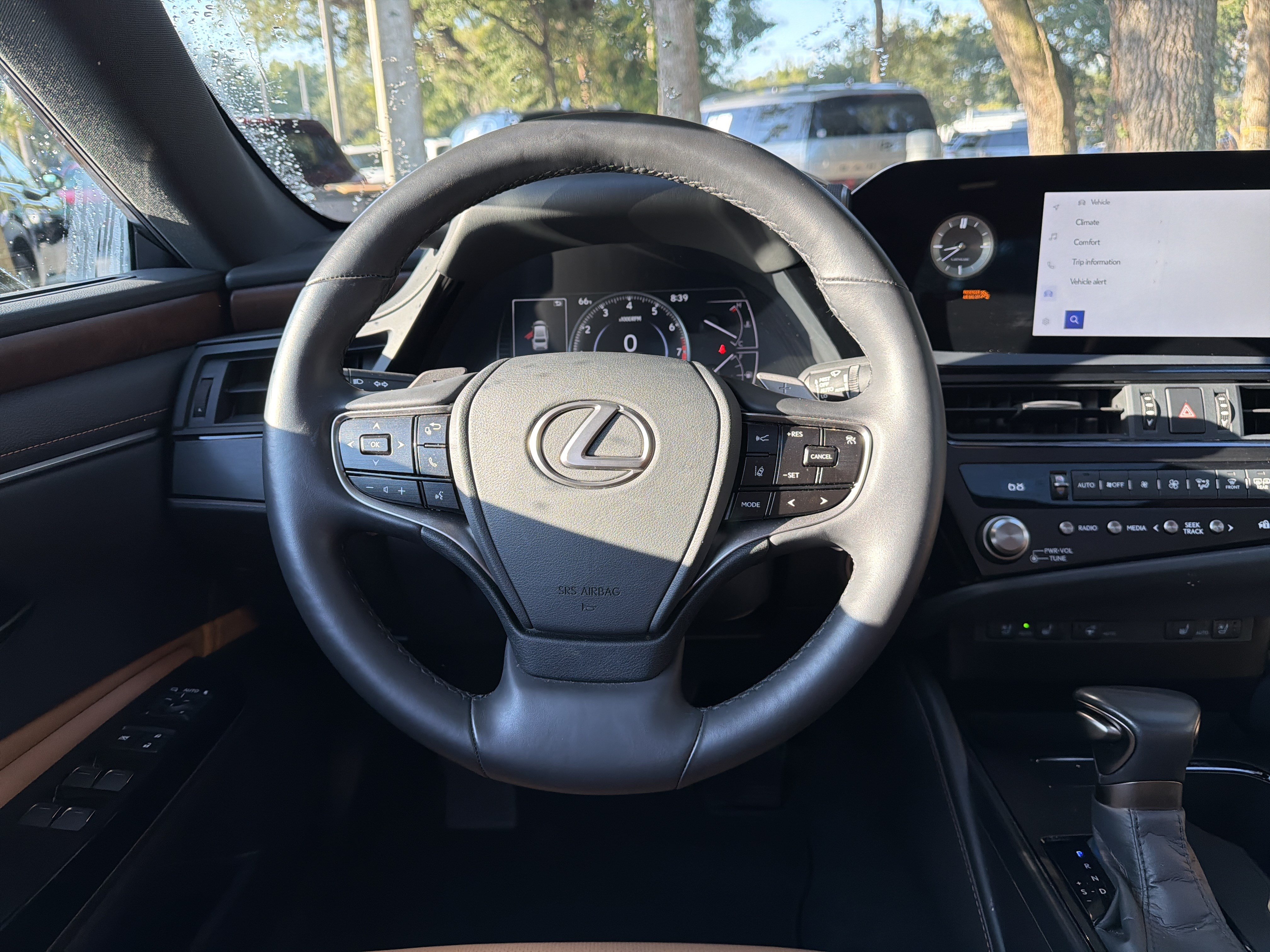 Used 2025 Lexus ES 350 w/ Premium Package FWD image 34