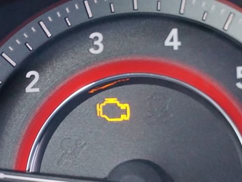 Used 2013 Dodge Journey Crew w/ Flexible Seating Group image 6