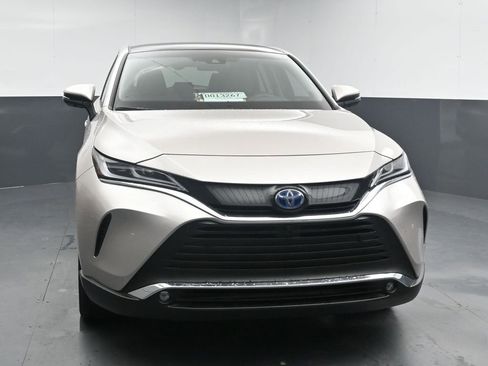 Used 2024 Toyota Venza Limited AWD/4WD image 3