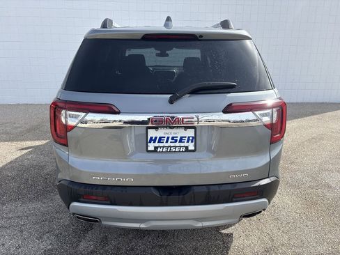 Used 2023 GMC Acadia SLE w/ Driver Convenience Package image 12