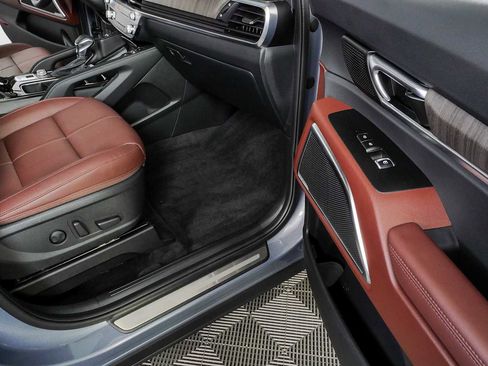 Used 2025 Kia Telluride SX FWD image 25
