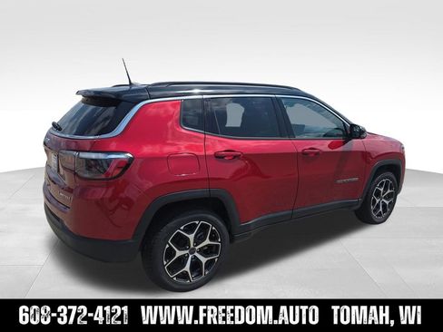 Used 2025 Jeep Compass Limited AWD/4WD image 8