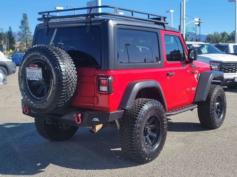Used 2019 Jeep Wrangler Sport image 5