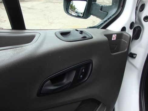 Used 2020 Ford Transit 350 XL image 11