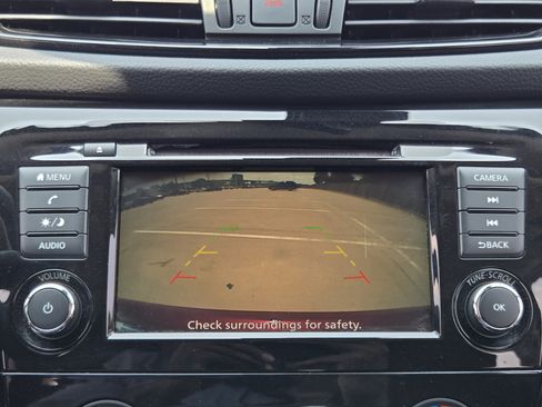 Used 2020 Nissan Rogue Sport S FWD image 14