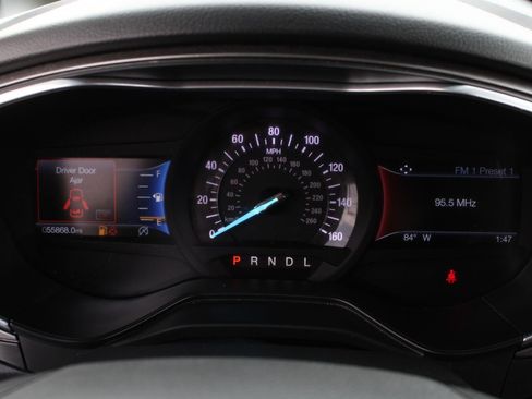 Used 2020 Ford Fusion SE FWD image 11