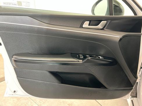 Used 2022 Kia K5 GT-Line image 14