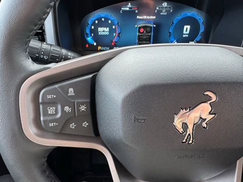 New 2025 Ford Bronco Badlands image 24