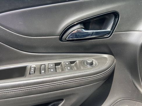 Used 2018 Buick Encore Premium w/ Experience Buick Package AWD/4WD image 9