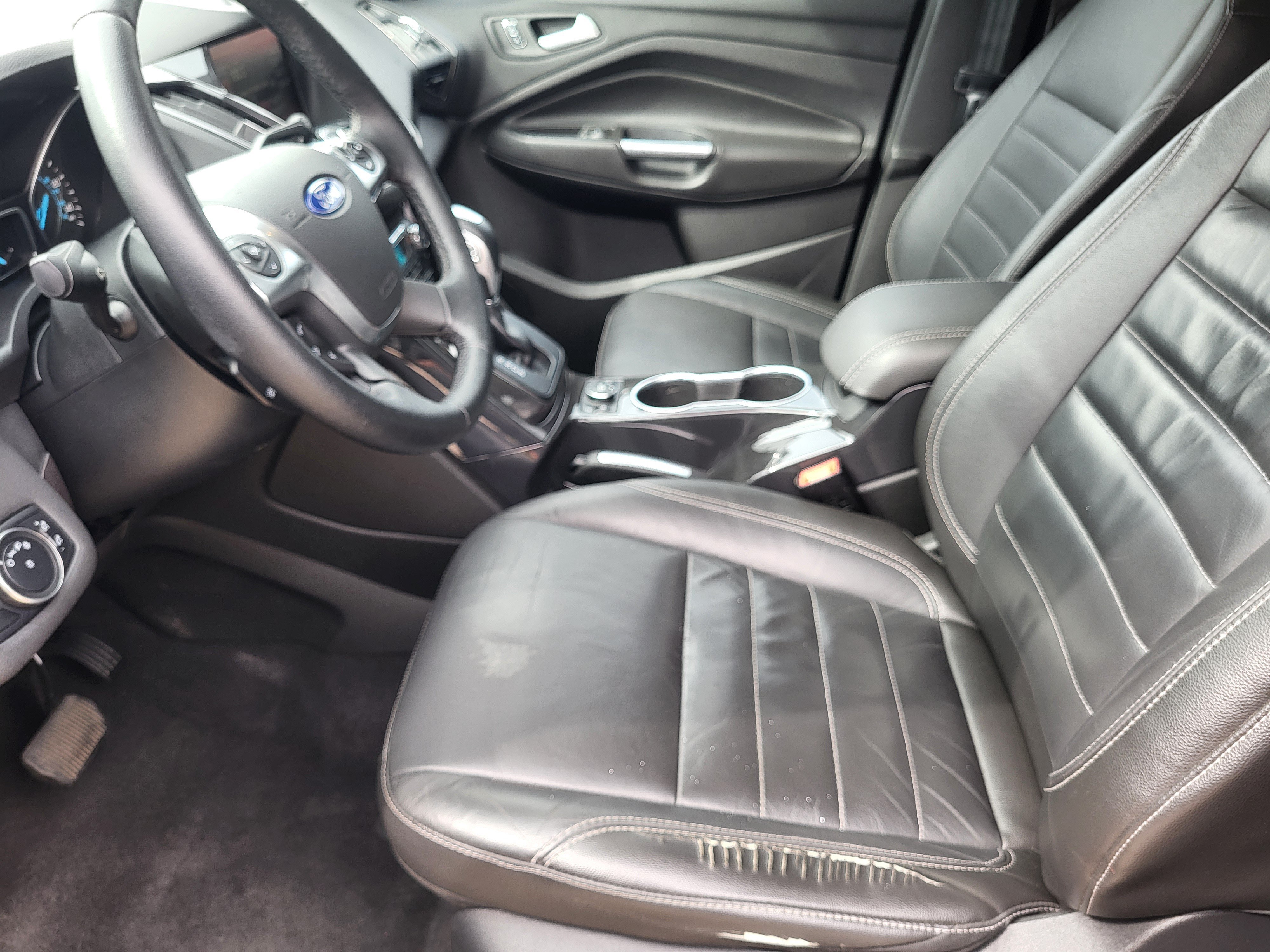 Used 2015 Ford Escape Titanium AWD/4WD image 10
