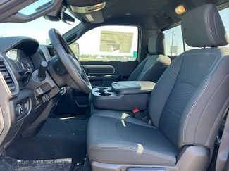 New 2026 RAM 3500 Tradesman AWD/4WD video 4