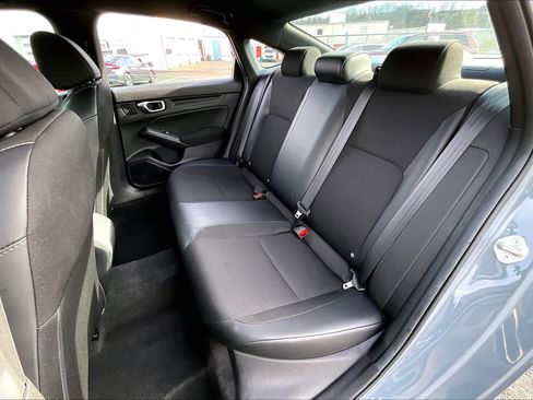 Used 2023 Honda Civic Sport image 18
