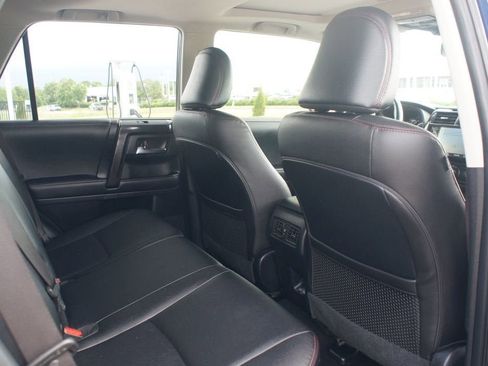 Used 2023 Toyota 4Runner TRD Off-Road Premium w/ Moonroof Package AWD/4WD image 23