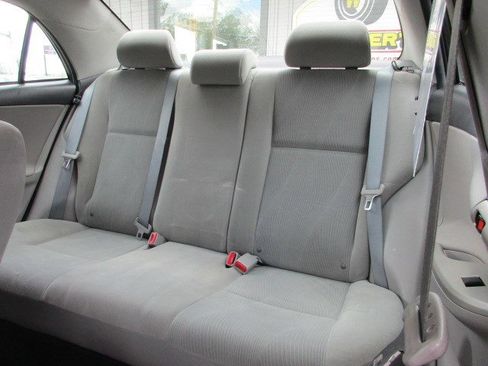 Used 2012 Toyota Corolla LE w/ Preferred Accessory Pkg FWD image 24