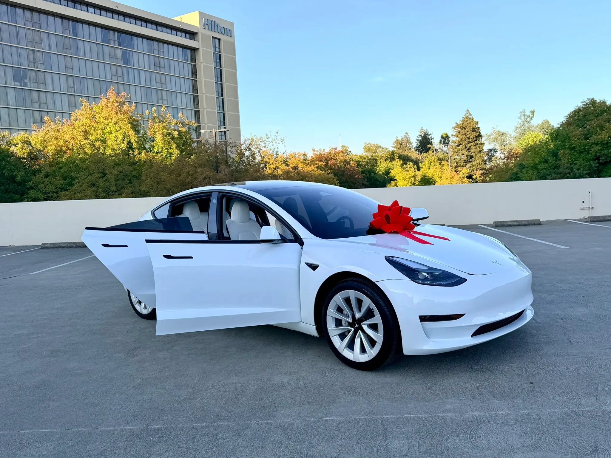 Used 2023 Tesla Model 3 Standard Range RWD image 27