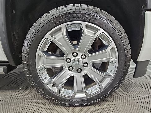 Used 2018 GMC Sierra 1500 Denali w/ Denali Ultimate Package image 46