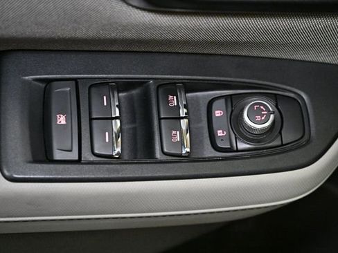 Used 2025 Subaru Forester Premium AWD/4WD image 50