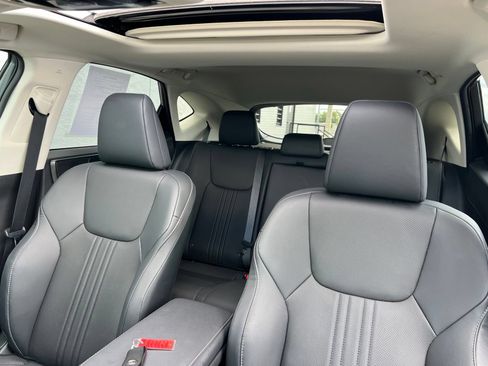 Used 2024 Lexus NX 250 FWD w/ Towing Package (2000 Lbs) image 32
